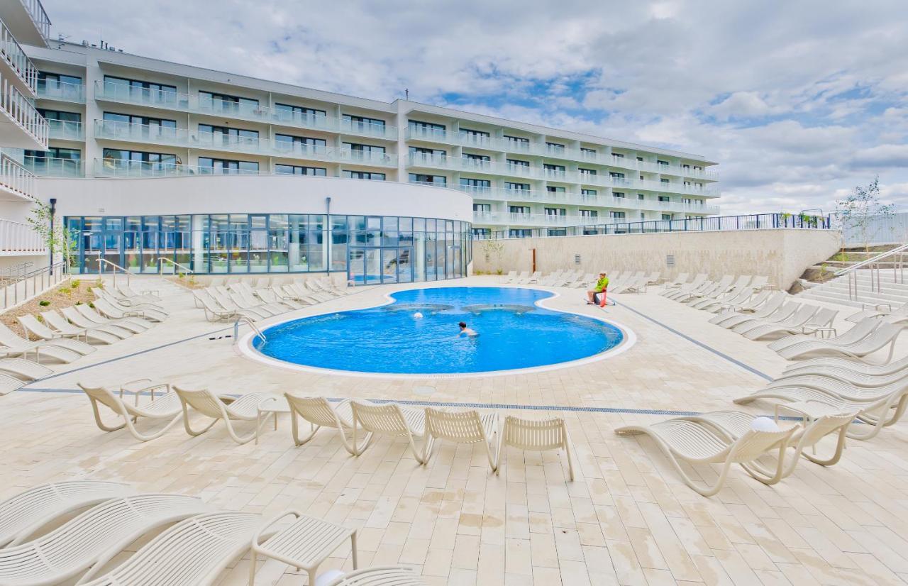Aqua Resort Apartments-Aqua Park No Limit, Parking โควอบเซก ภายนอก รูปภาพ