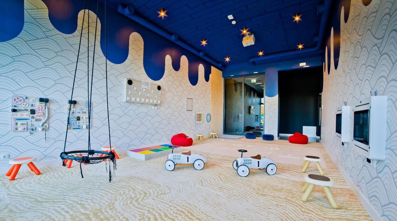 Aqua Resort Apartments-Aqua Park No Limit, Parking โควอบเซก ภายนอก รูปภาพ